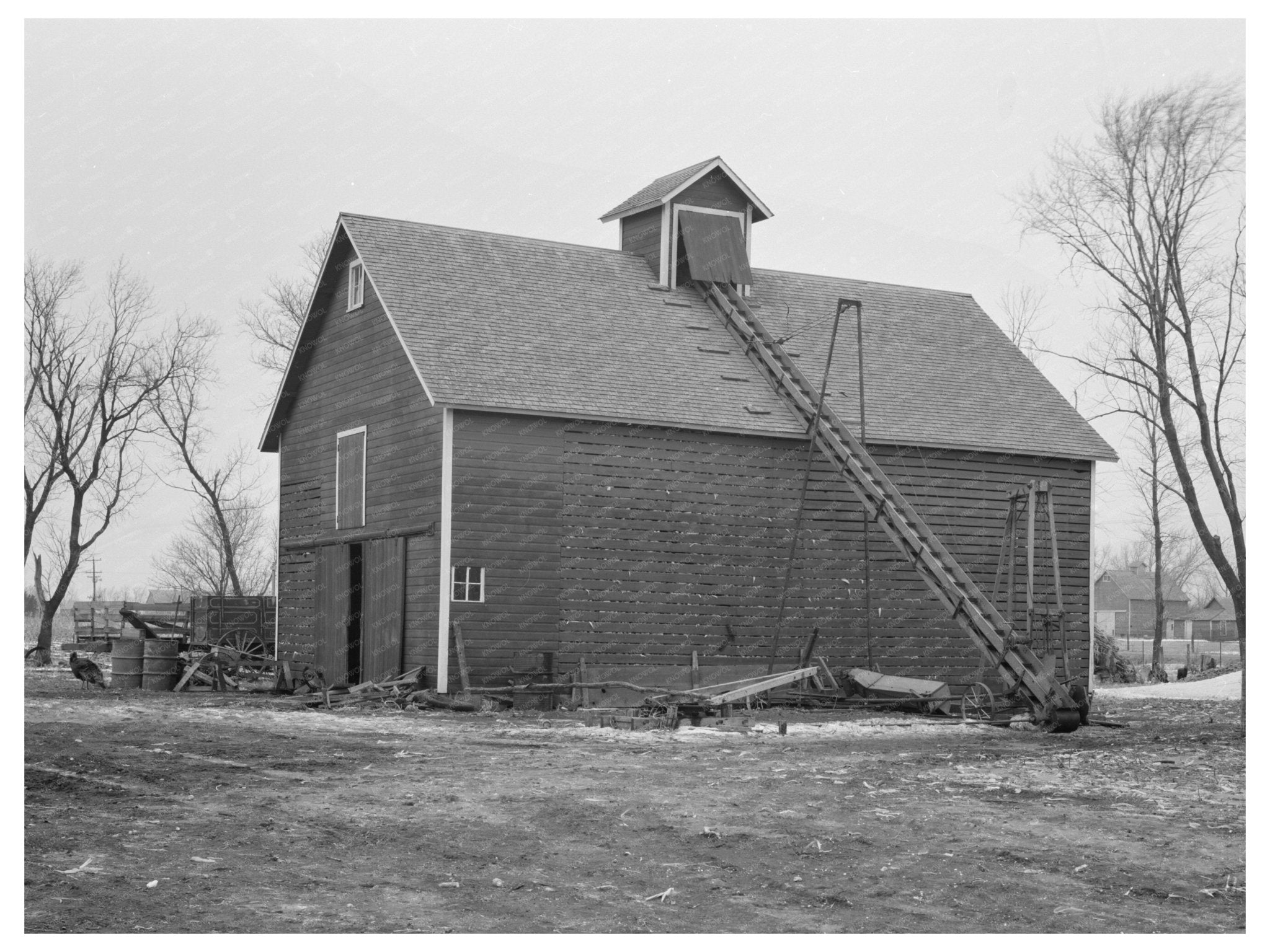 Corn Crib on Rex Inman Farm Estherville Iowa 1936 - Available at KNOWOL