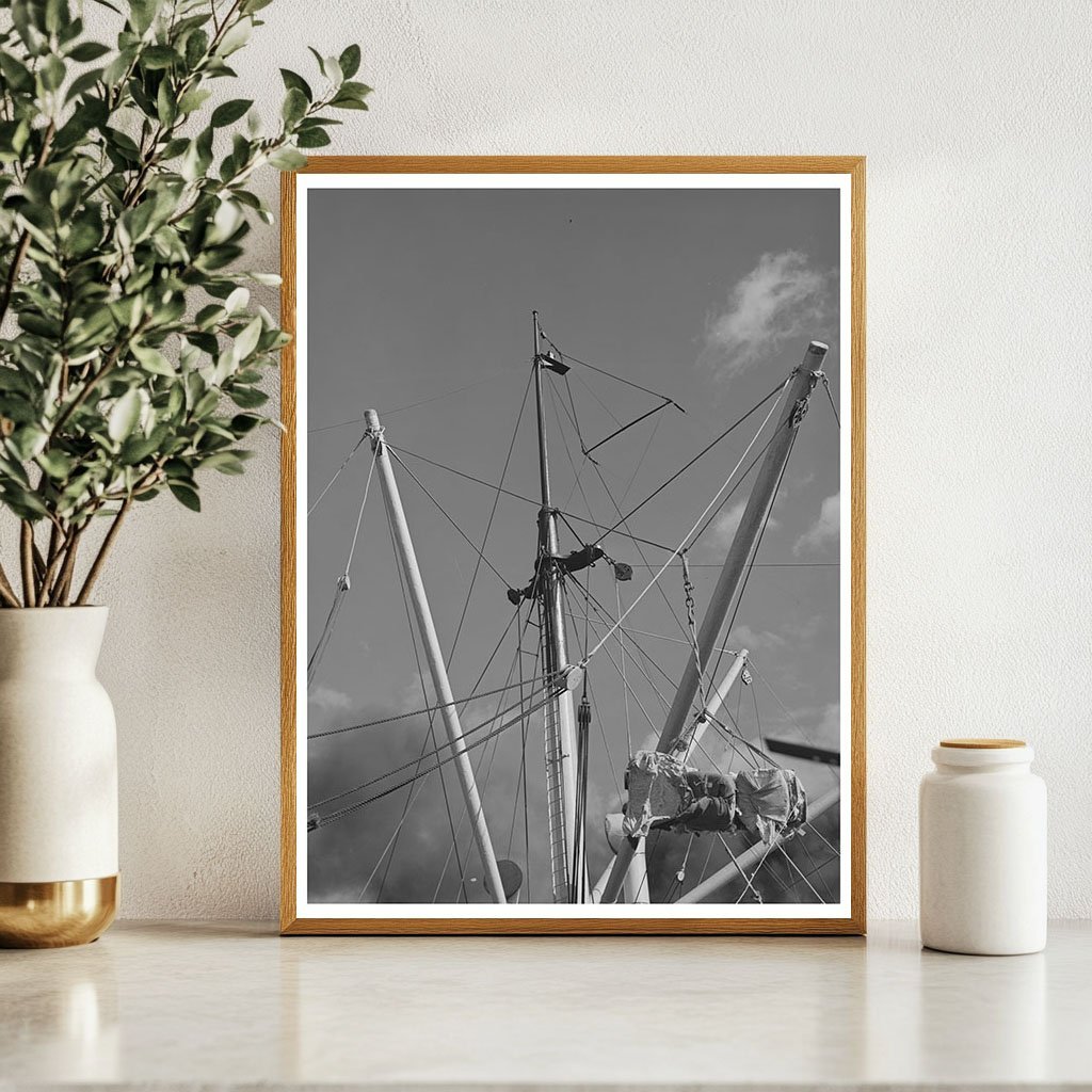 Cotton Bales Loaded on Spanish Ship at Port of Houston 1939 - Available at KNOWOL