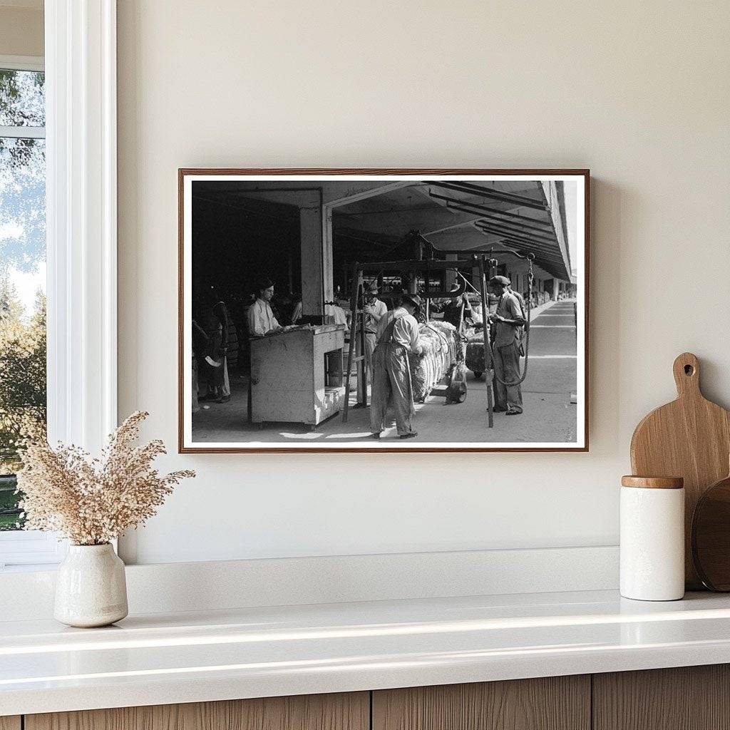 Cotton Compress Workers in Houston Texas October 1939 - Available at KNOWOL