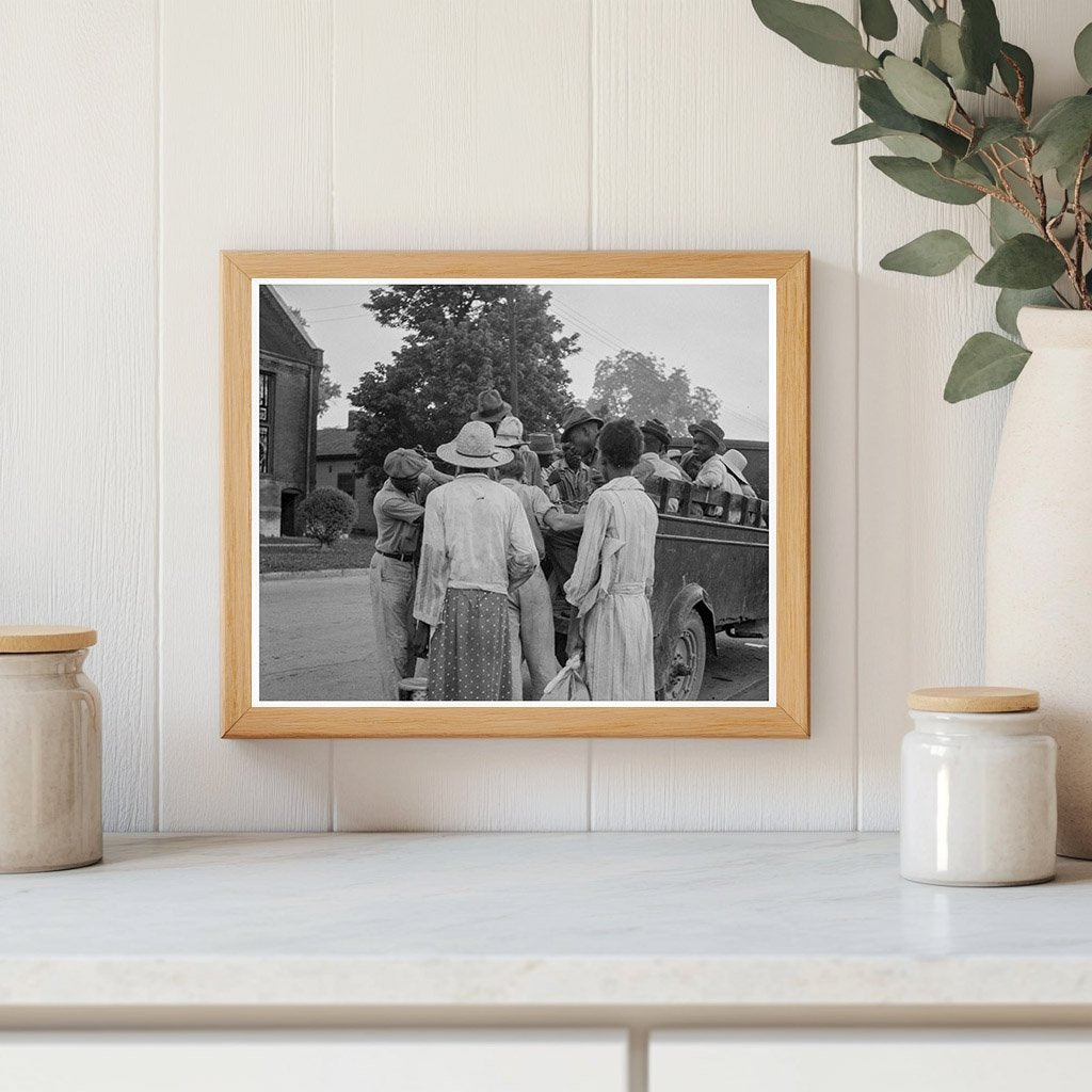 Cotton Hoers Leaving Greenville Mississippi 1937 - Available at KNOWOL