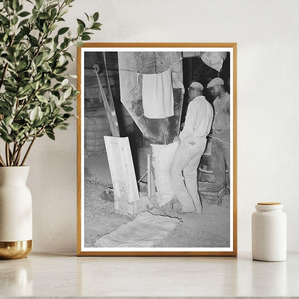 Cotton Seed Meal Production in McLennan County Texas 1939 - Available at KNOWOL