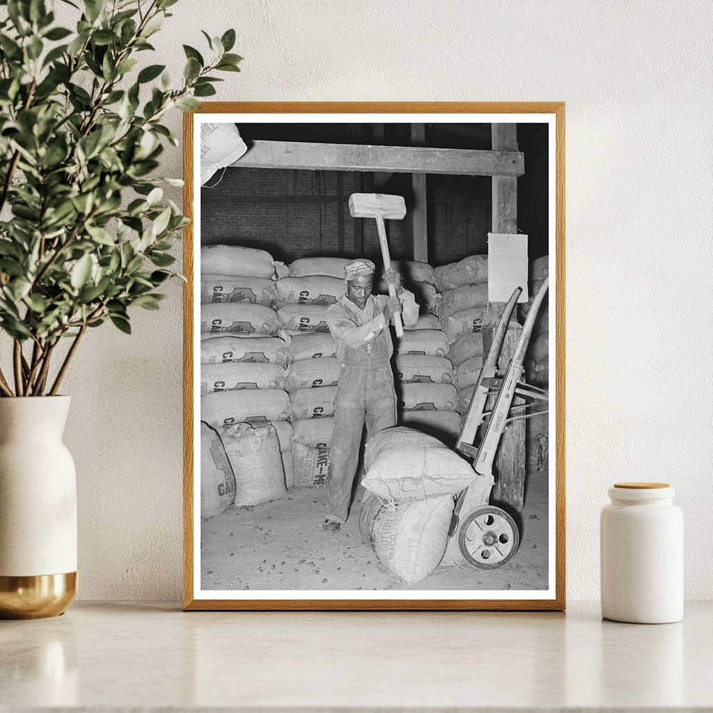 Cottonseed Oil Mill Worker McLennan County Texas 1939 - Available at KNOWOL