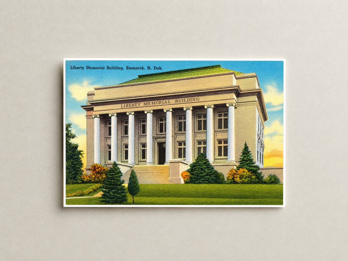Bismarck, ND: Liberty Memorial Building