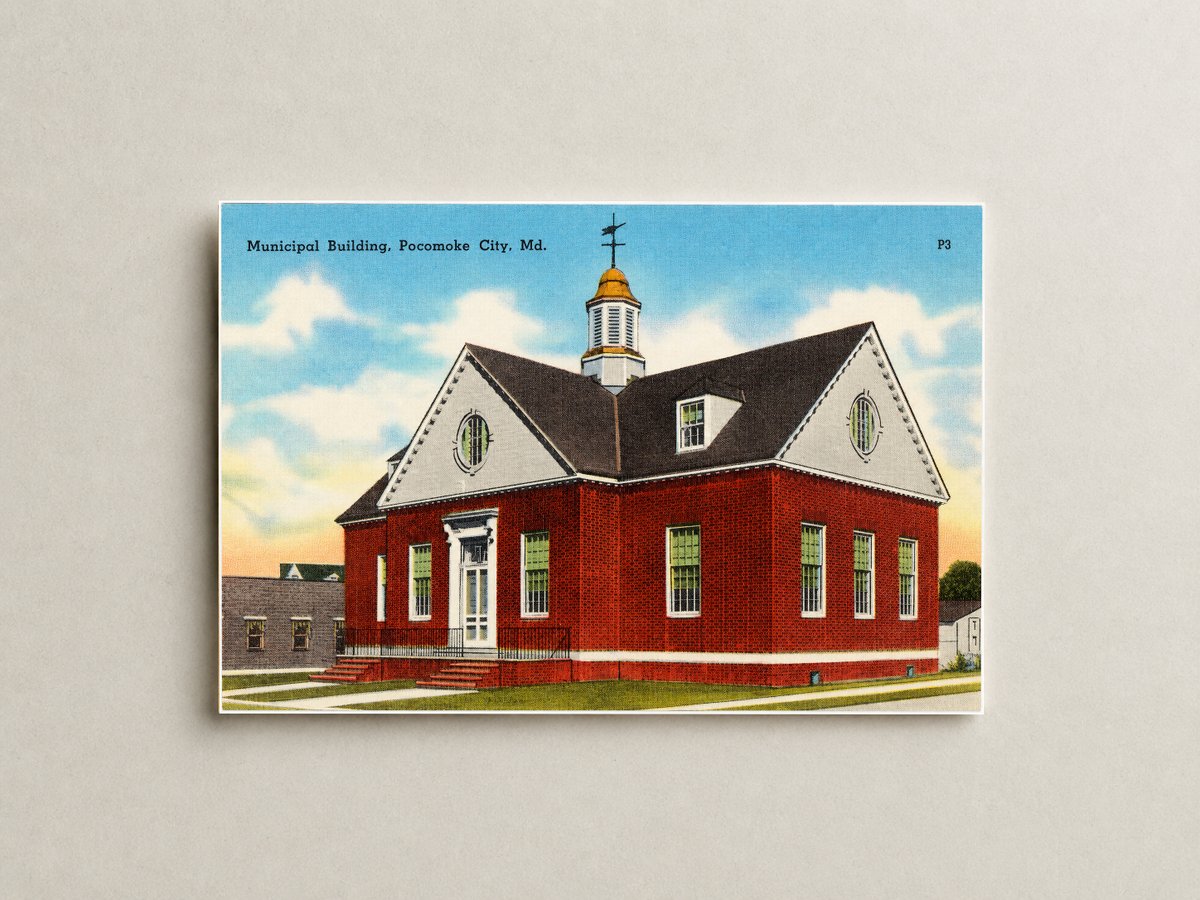 Municipal building, Pocomoke City, MD — Vintage Maryland Postcard