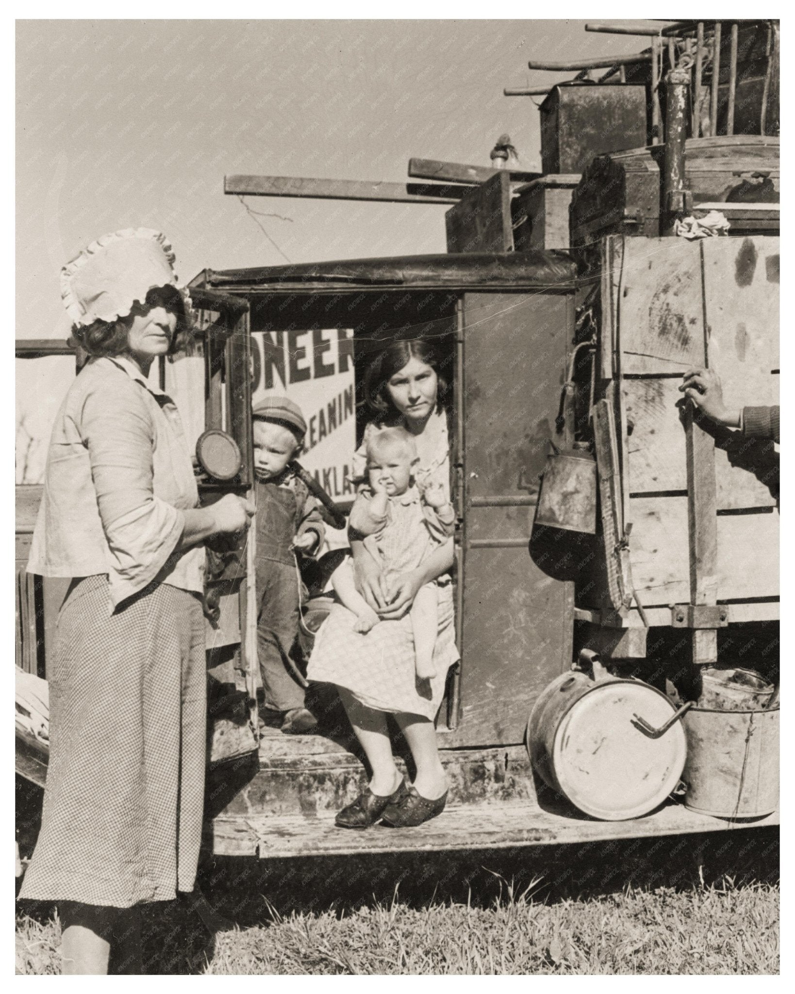 Drought Refugees from Oklahoma Seeking Work in California Pea Fields March 1935 Vintage Image - Available at KNOWOL