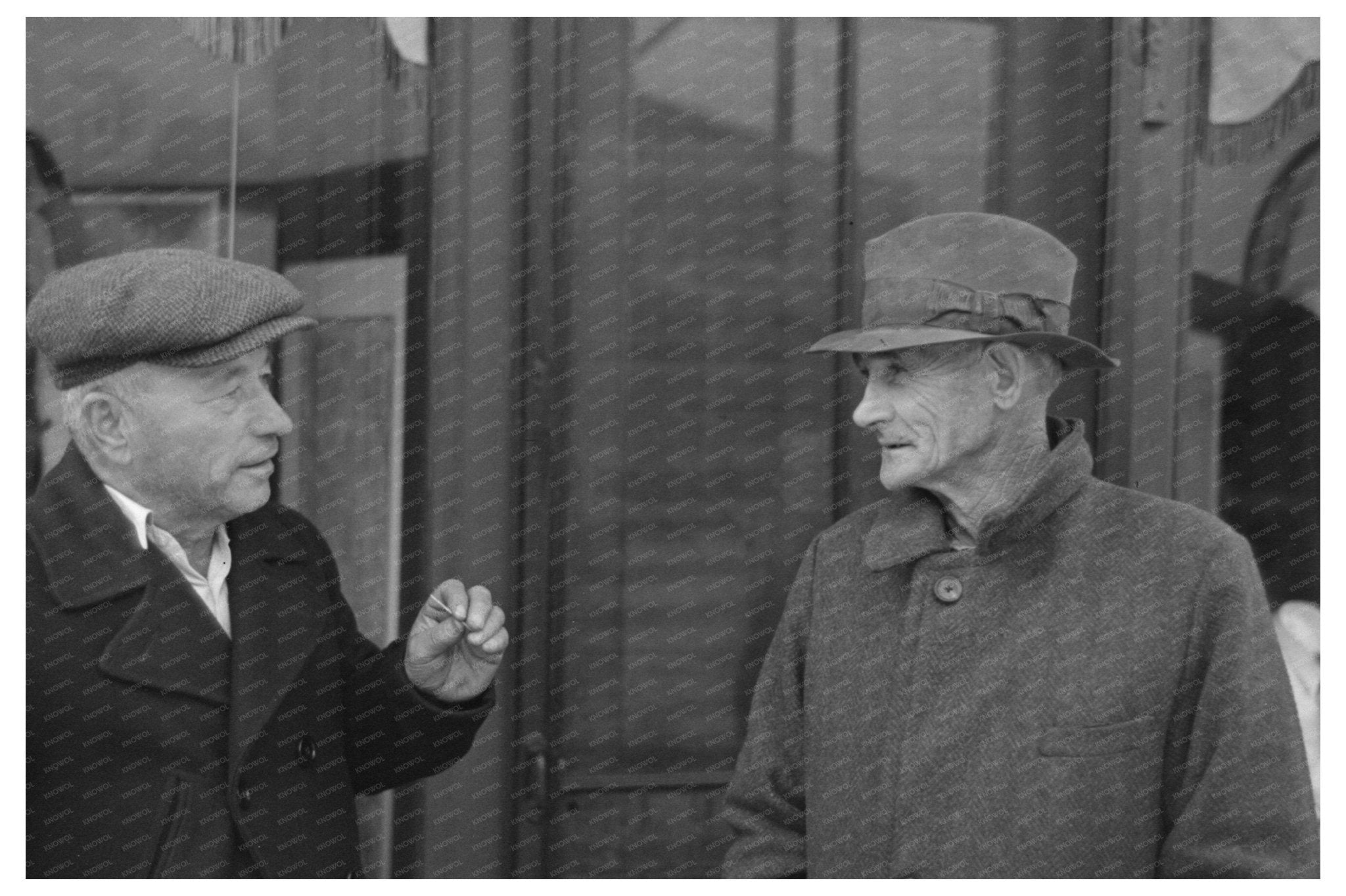 Farmers in Conversation Williston North Dakota 1937 - Available at KNOWOL