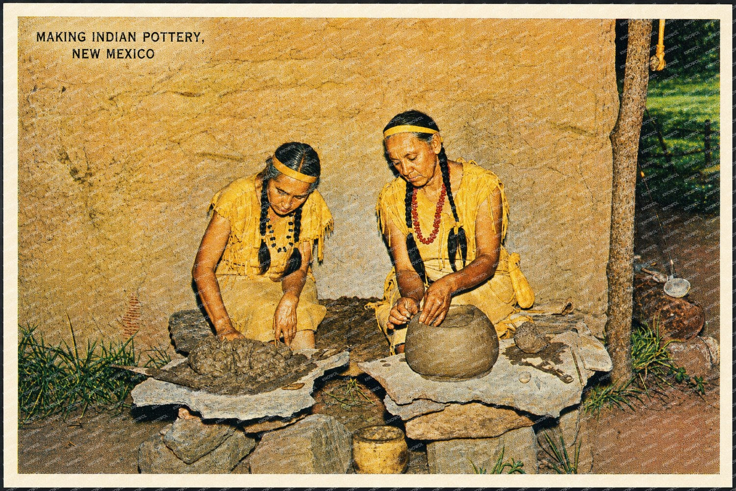 Tsa La Gi Indian Village, OK: Pottery making at Tsa-la-gi