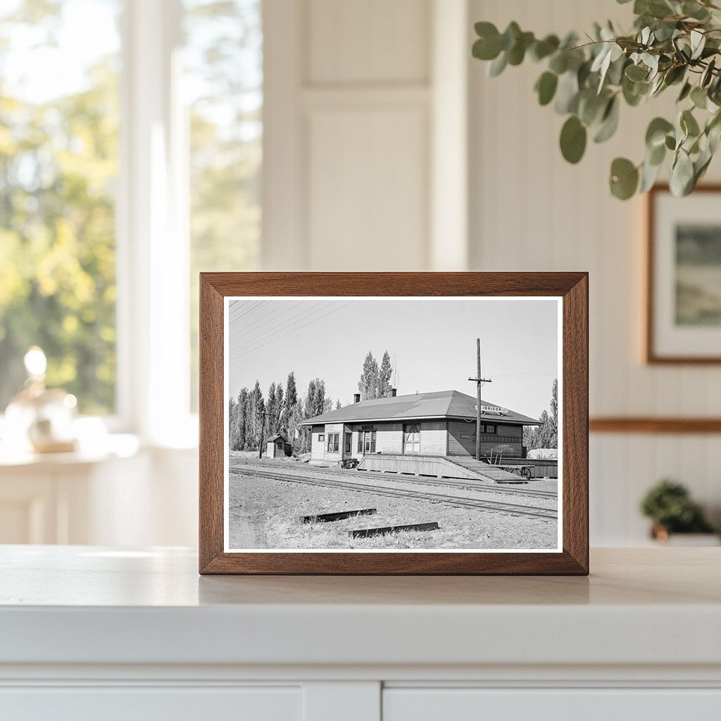 Irrigon Oregon Railroad Station Vintage Photo 1939 - Available at KNOWOL