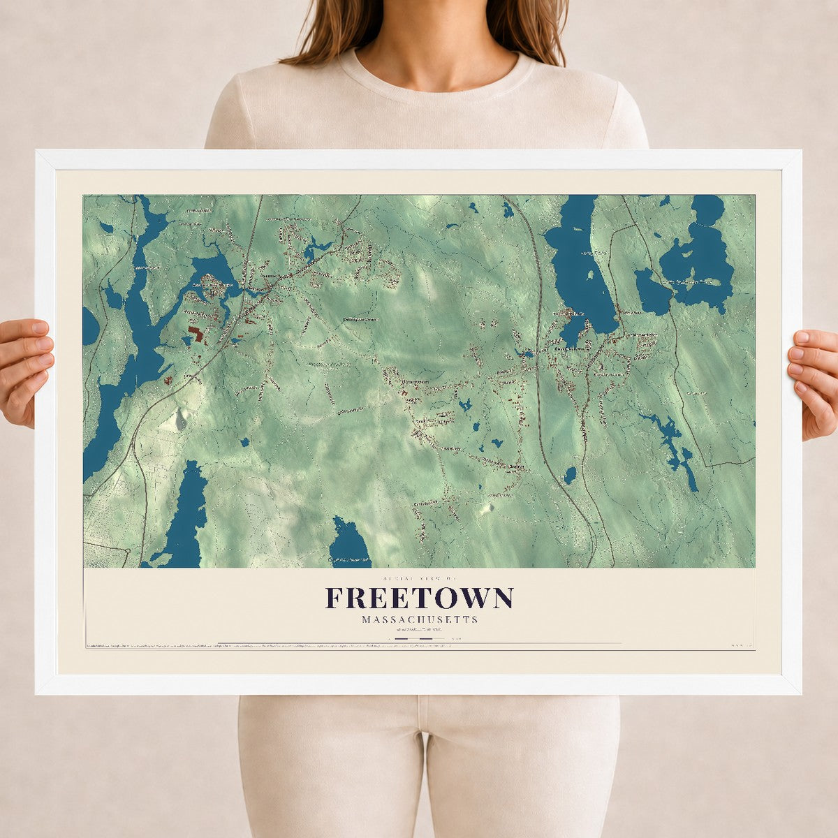 Freetown, Massachusetts map print - 18 x 24 white Ayous wood frame