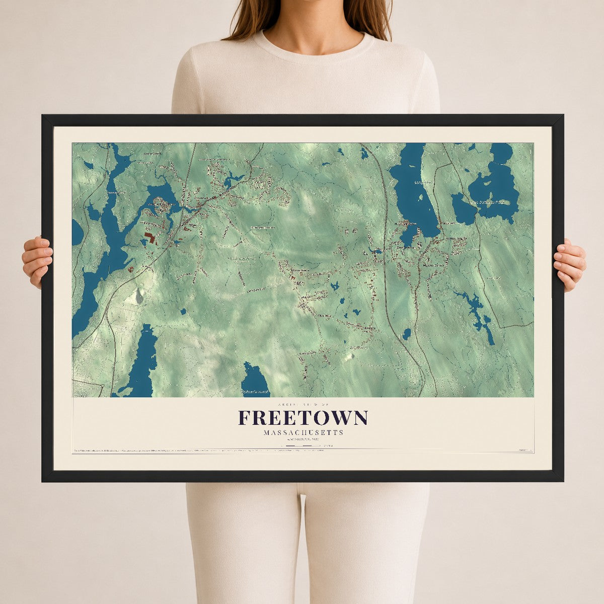 Freetown, Massachusetts map print - 24 x 36 black Ayous wood frame