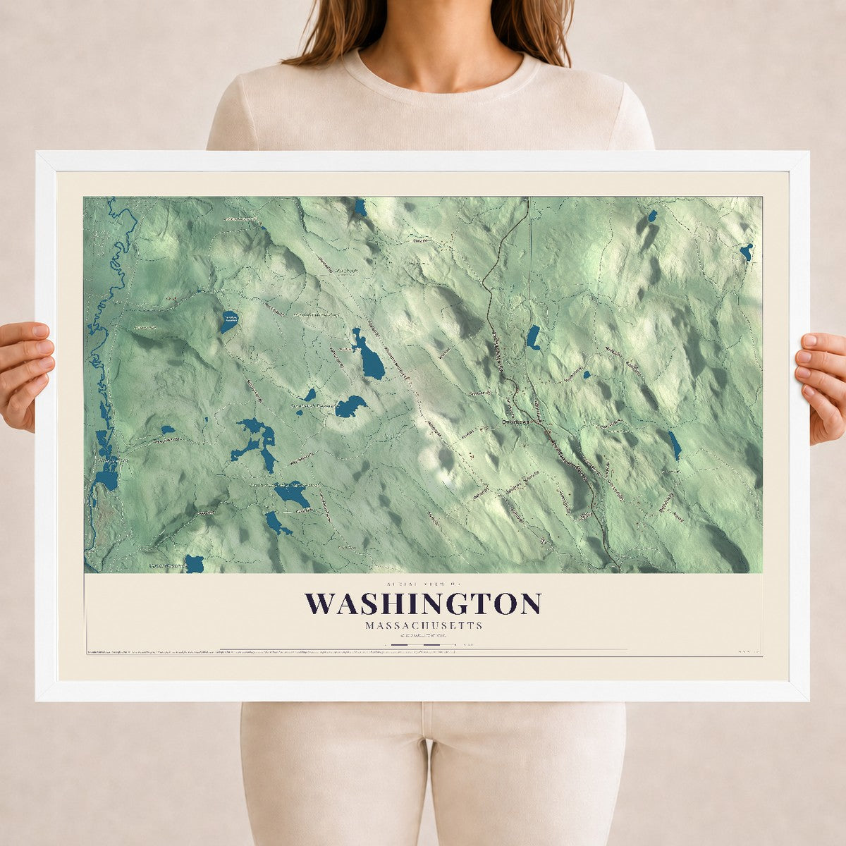 Washington, Massachusetts map print - 18 x 24 white Ayous wood frame
