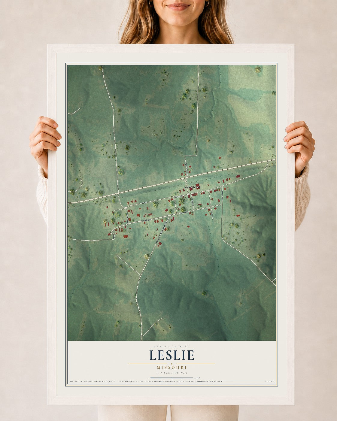 Map of Leslie, Missouri, 24 x 36 inch print in a white wood frame