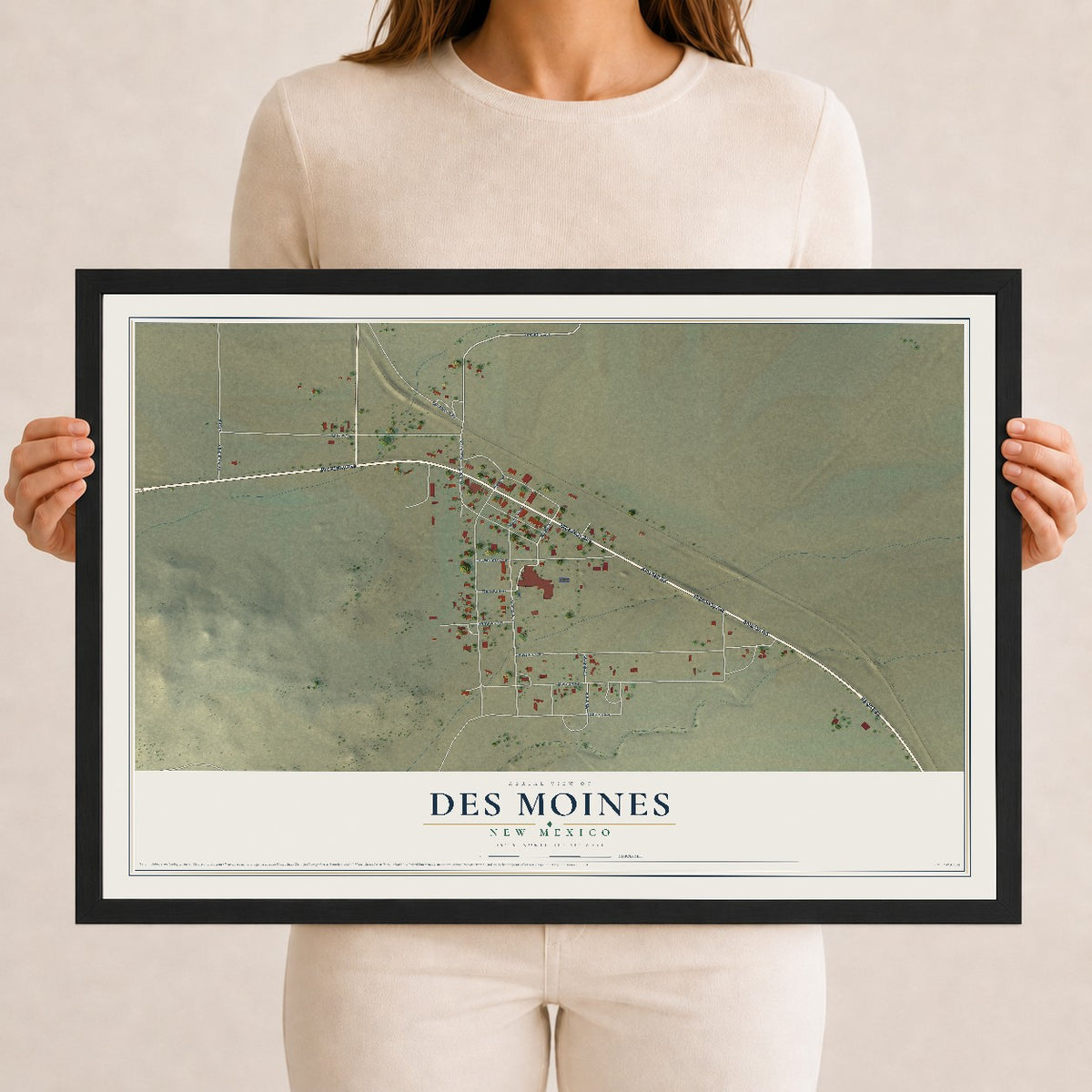 Map of Des Moines, New Mexico, 12 x 18 inch print in a black wood frame
