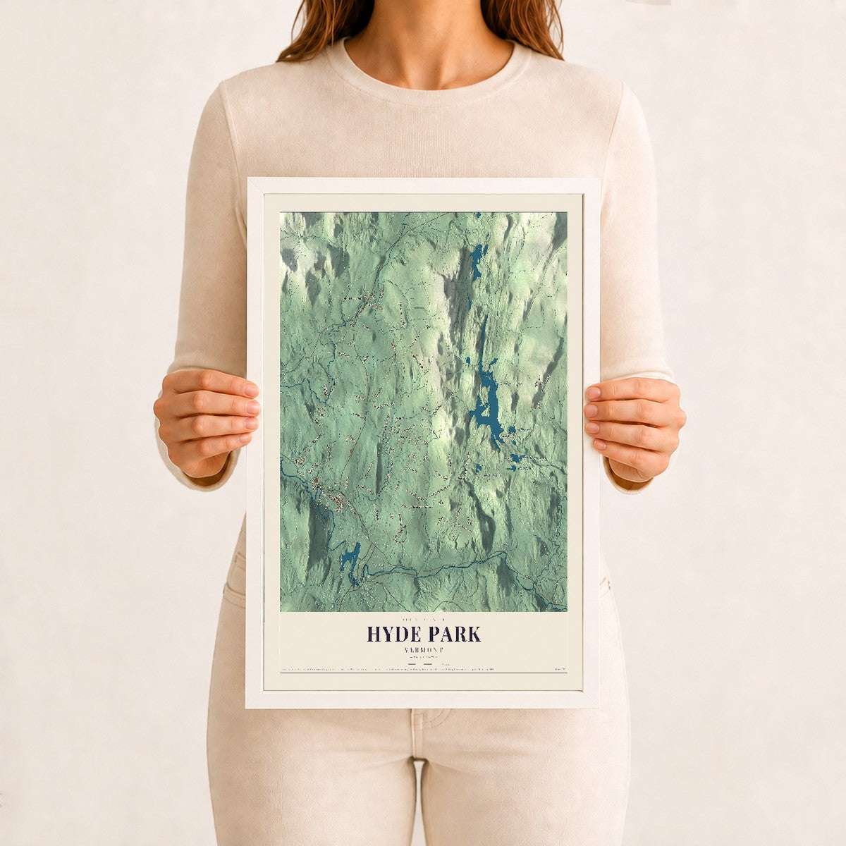 Hyde Park, Vermont map print - 12 x 18 white Ayous wood frame
