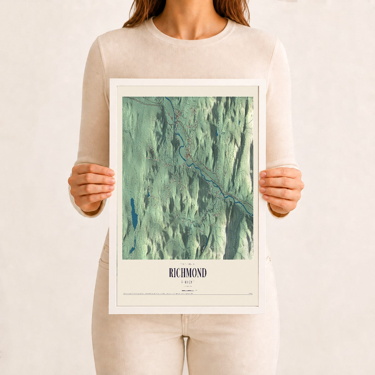 Richmond, Vermont map print - 12 x 18 white Ayous wood frame