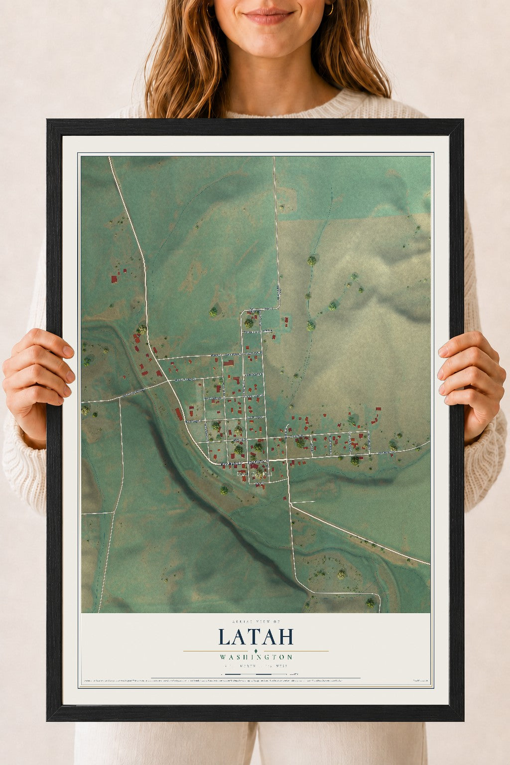 Map of Latah, Washington, 18 x 24 inch print in a black wood frame