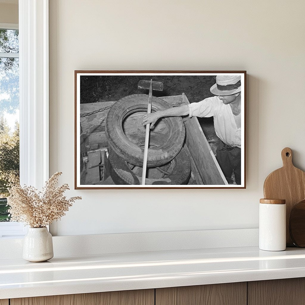 Migrant Worker in Oklahoma 1939 Vintage Photograph - Available at KNOWOL