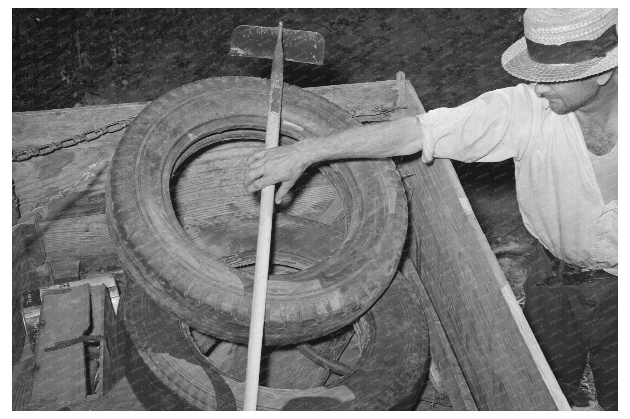 Migrant Worker in Oklahoma 1939 Vintage Photograph - Available at KNOWOL