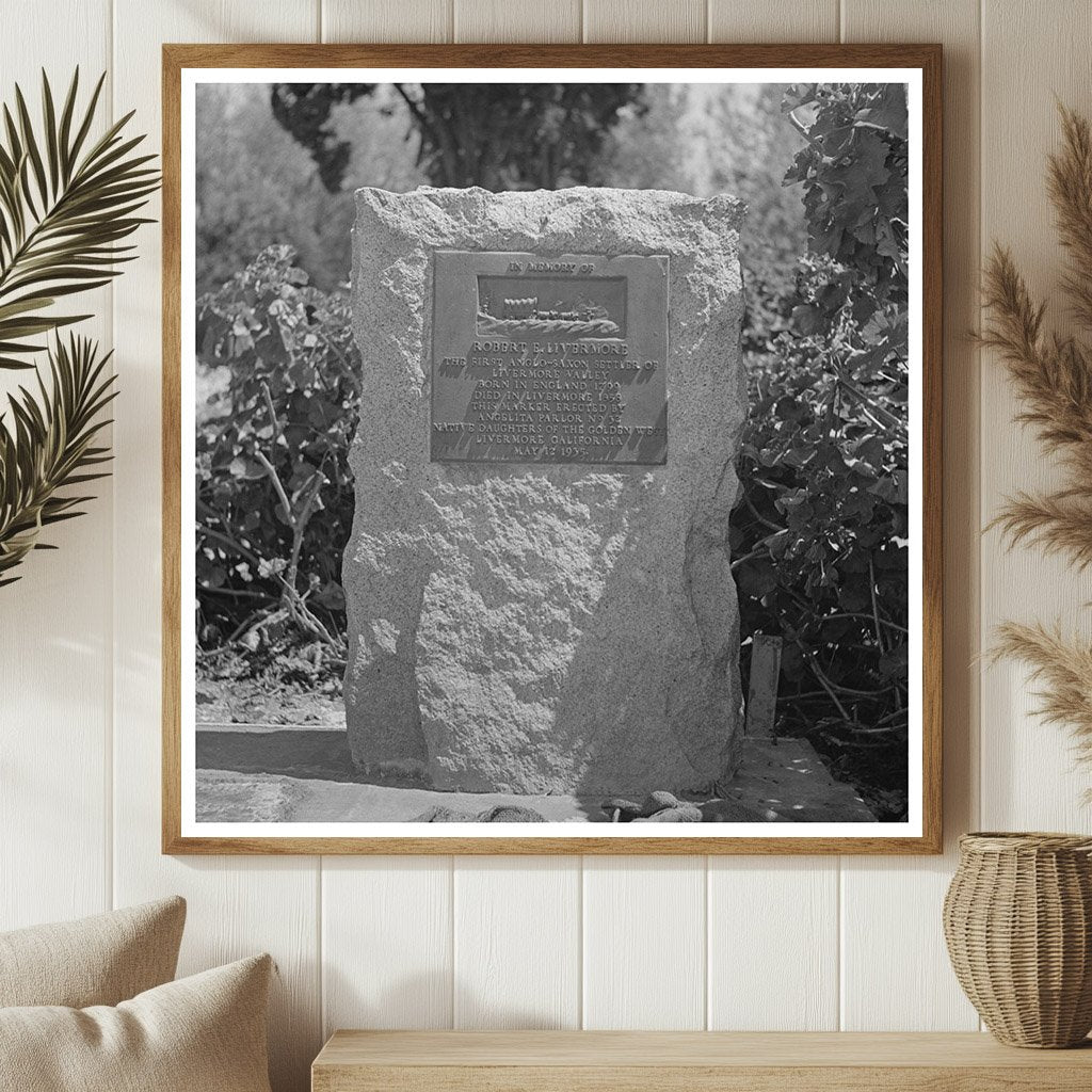 Robert Livermore Tomb Vintage Photo May 1942 - Available at KNOWOL