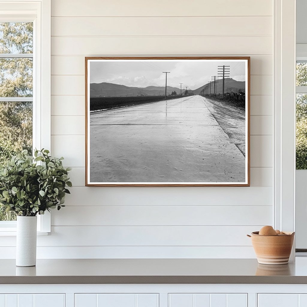 U.S. 101 Near San Juan Bautista California 1939 - Available at KNOWOL