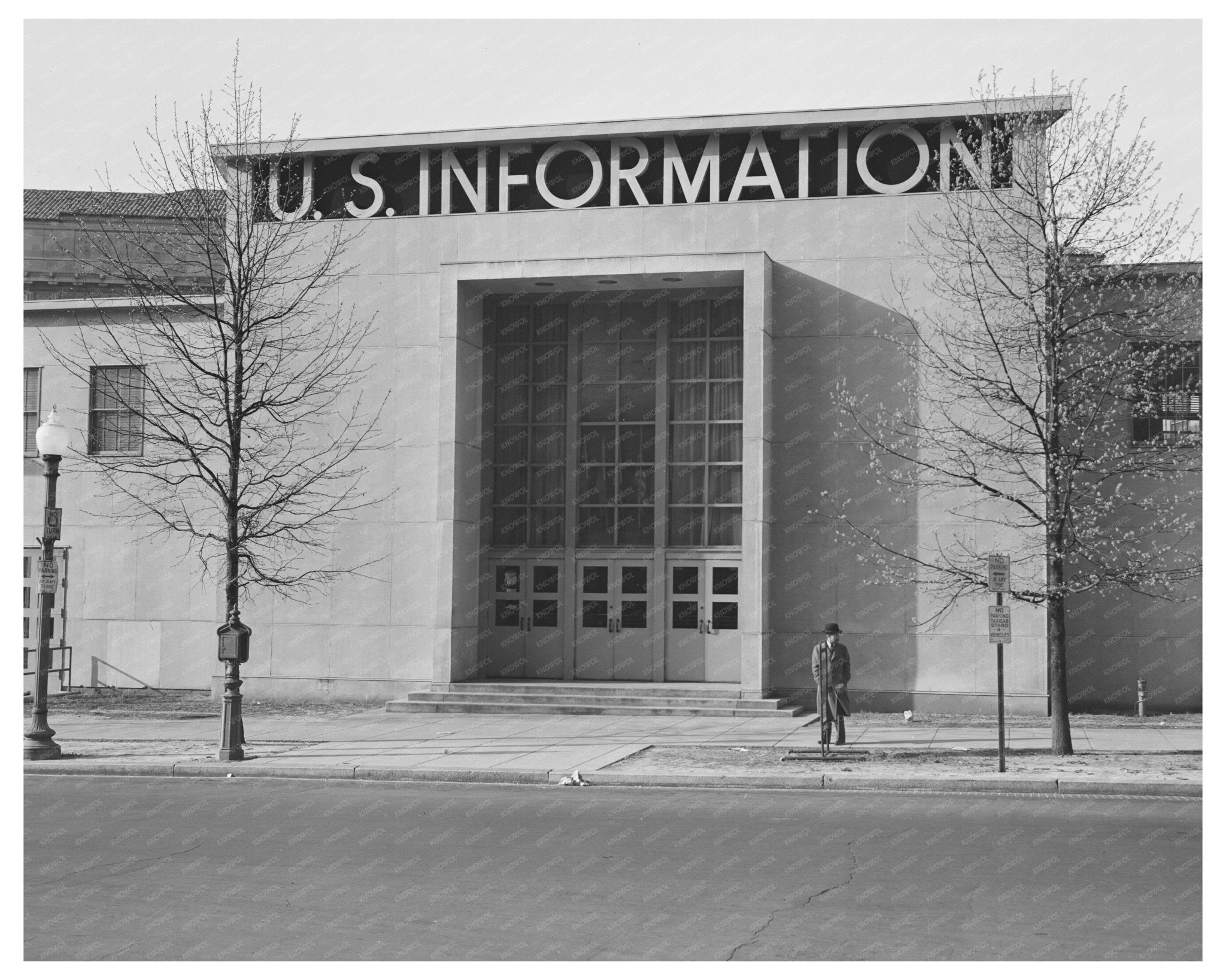 U.S. Information Building Washington D.C. Vintage Photo 1943 - Available at KNOWOL