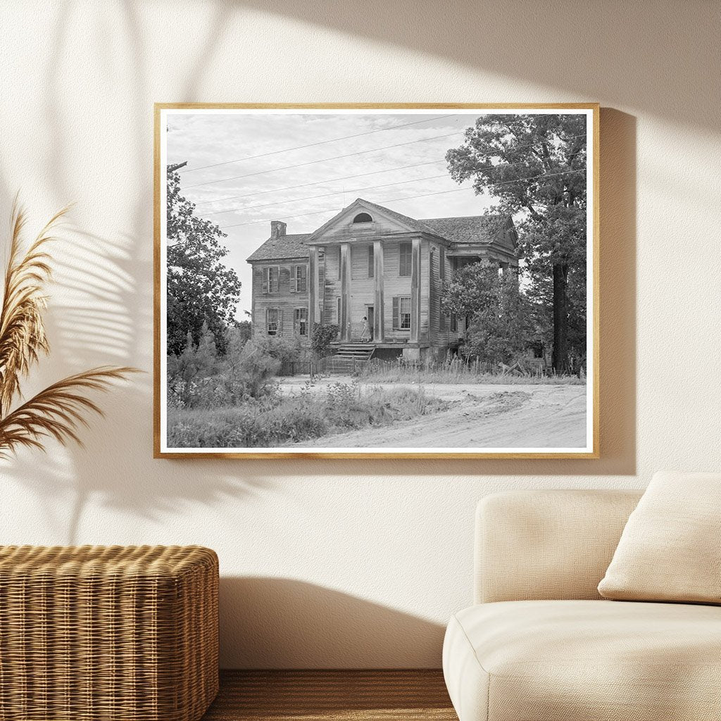 Vintage Antebellum Plantation in Greene County Georgia 1937 - Available at KNOWOL
