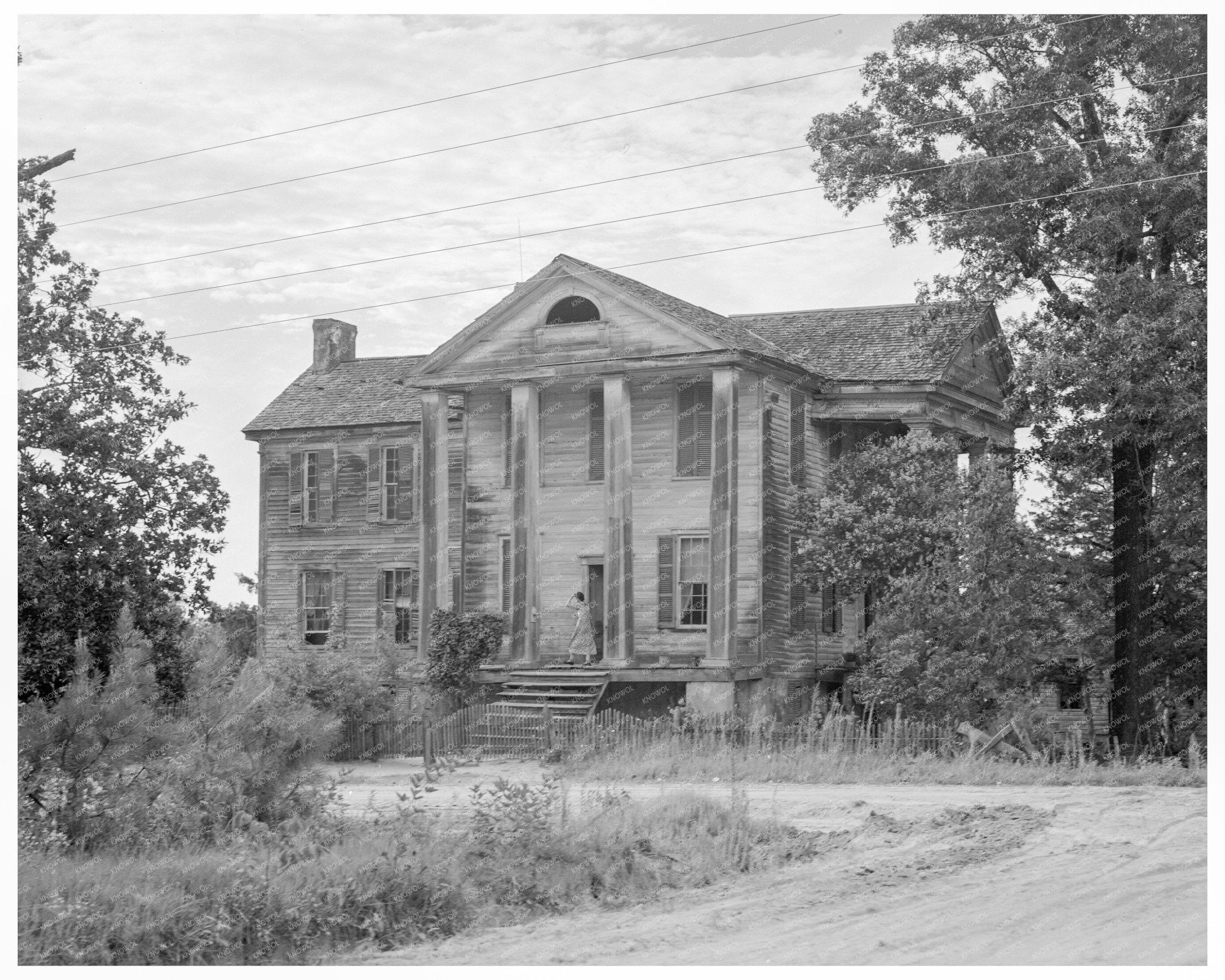 Vintage Antebellum Plantation in Greene County Georgia 1937 - Available at KNOWOL