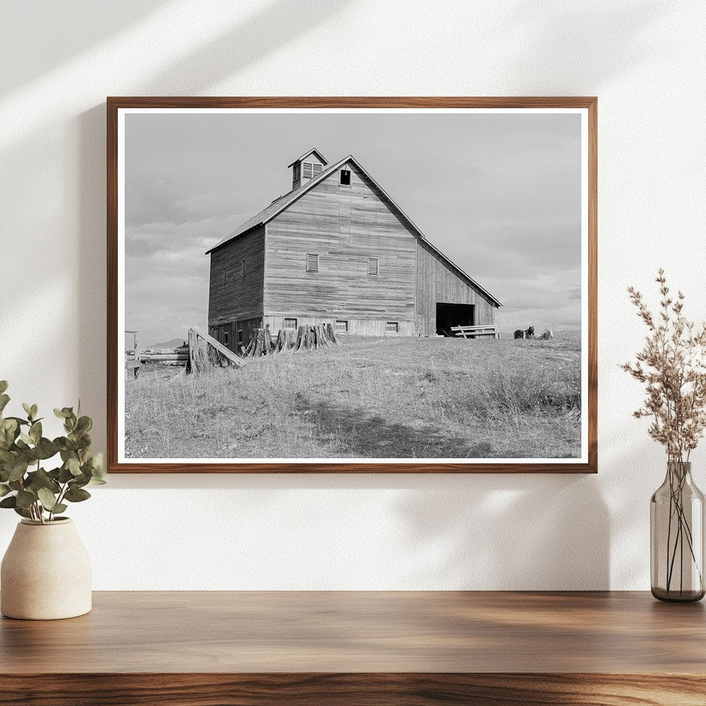 Vintage Barn of a Settler in Boundary County Idaho 1939 - Available at KNOWOL