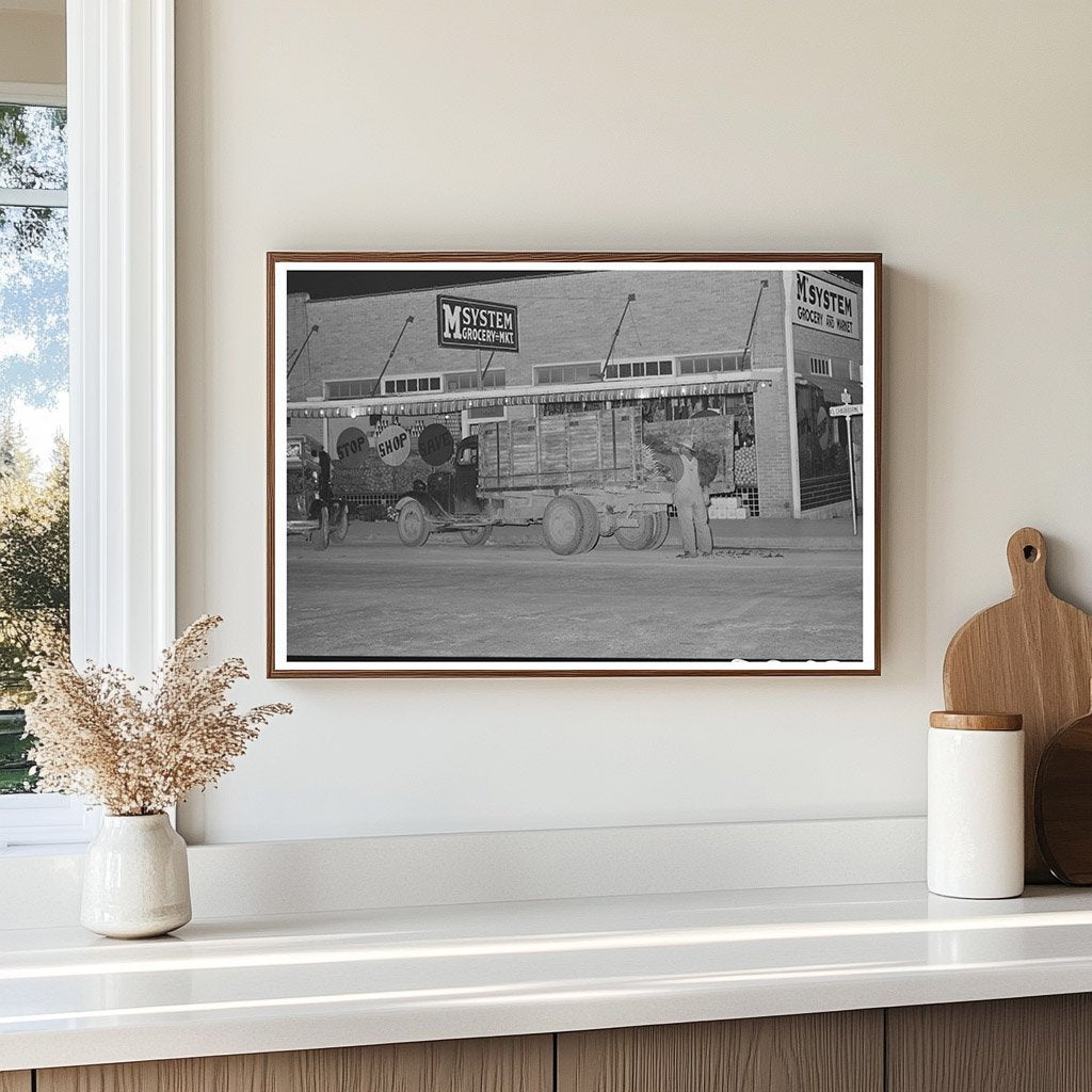 Vintage Grocery Store Scene San Angelo Texas 1939 - Available at KNOWOL