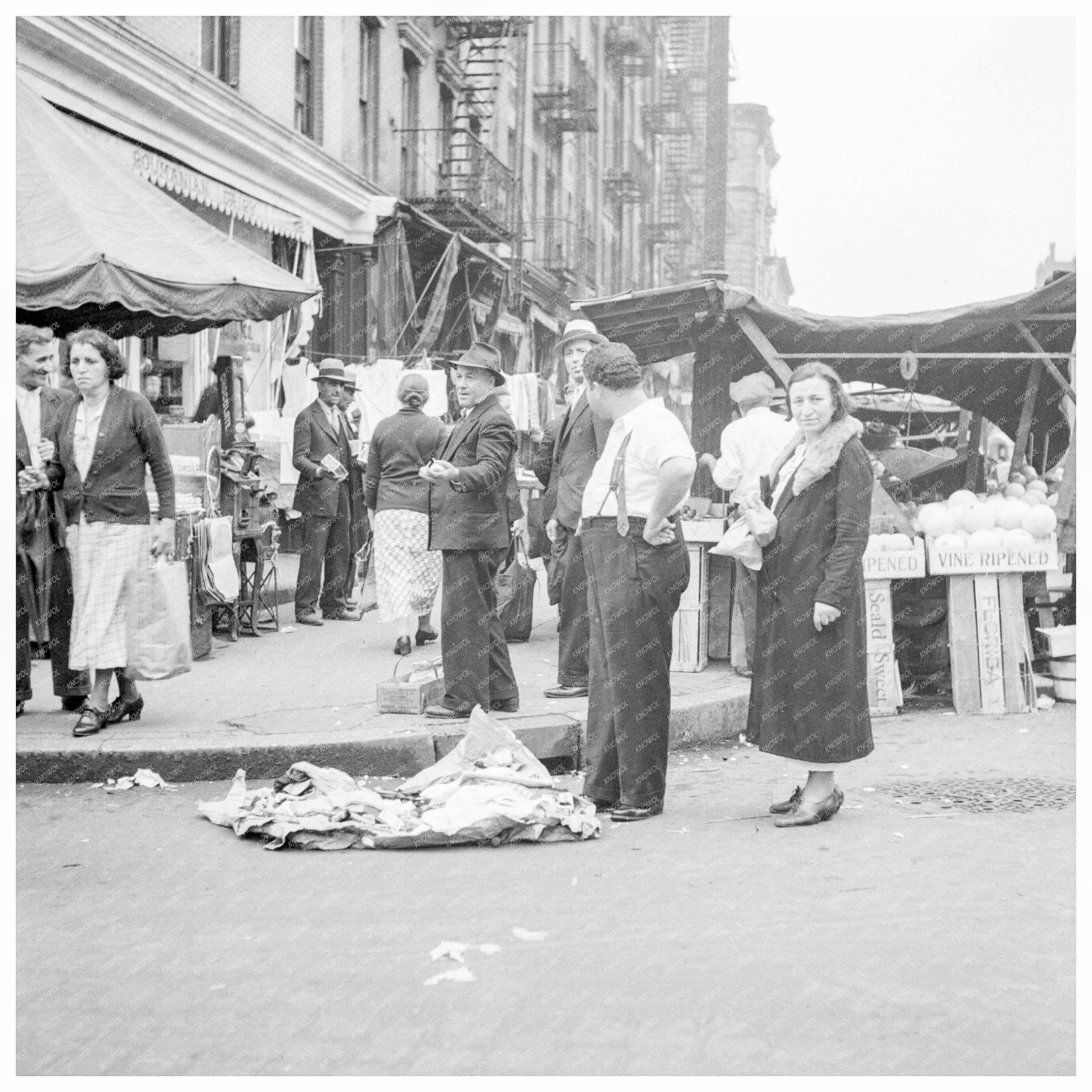 Vintage New York City Shopping Scene June 1936 - Available at KNOWOL