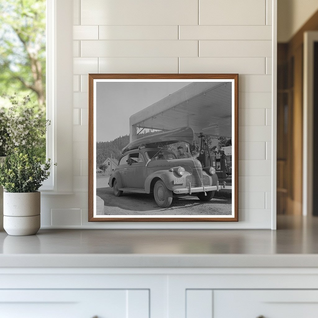 Vintage Outdoor Scene in Oakridge Oregon 1942 - Available at KNOWOL