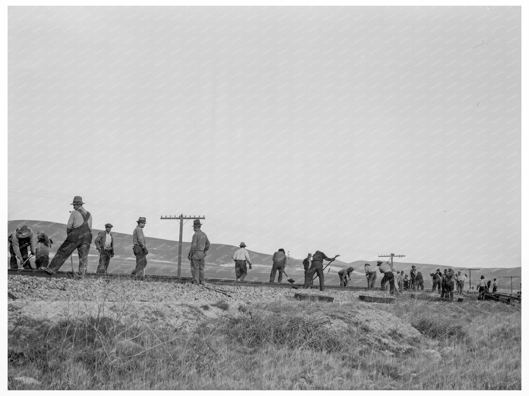 Vintage Railway Workers in King City California 1937 - Available at KNOWOL