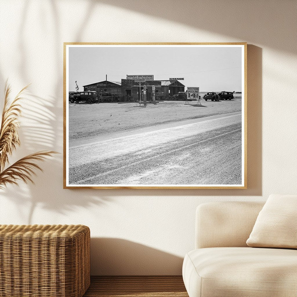 Vintage Roadside Scene California 1939 - Available at KNOWOL