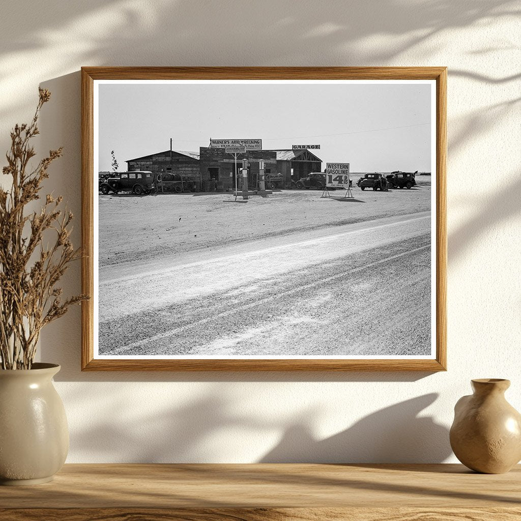 Vintage Roadside Scene California 1939 - Available at KNOWOL