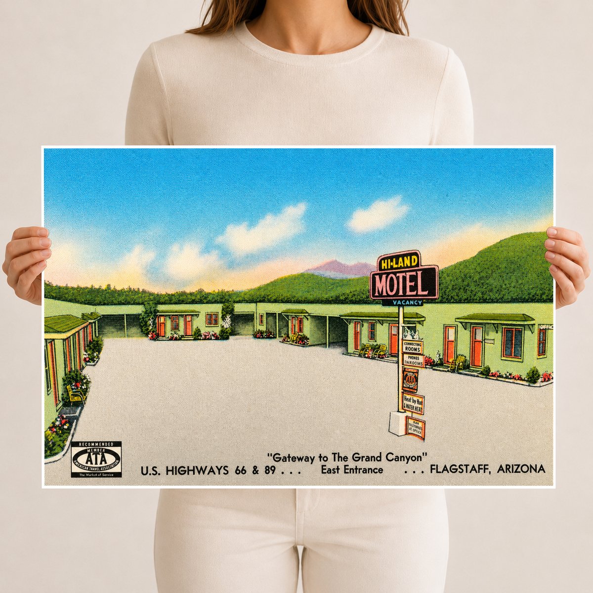 Flagstaff, AZ: Hi-Land Motel, "Gateways to the Grand Canyon," U.S. highways 66 & 89- east entrance- Flagstaff