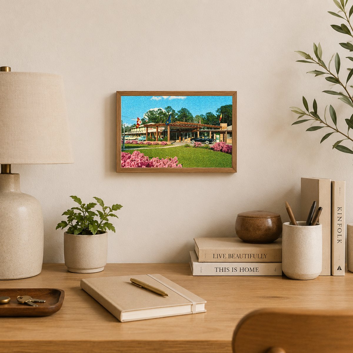 Mobile, AL: Spanish Fort Motel is located on a spacious, beautifully landscaped grounds, 8 miles E. of Mobile