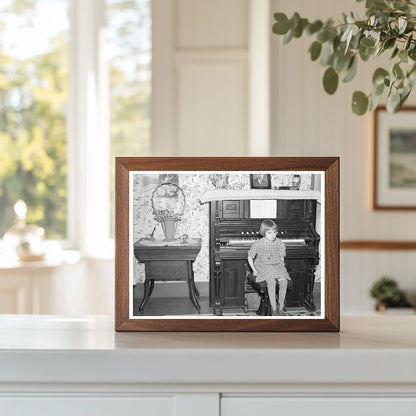 1937 Family Gathering in Tip Estes Living Room Indiana - Available at KNOWOL