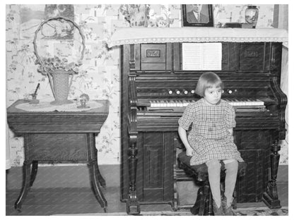 1937 Family Gathering in Tip Estes Living Room Indiana - Available at KNOWOL