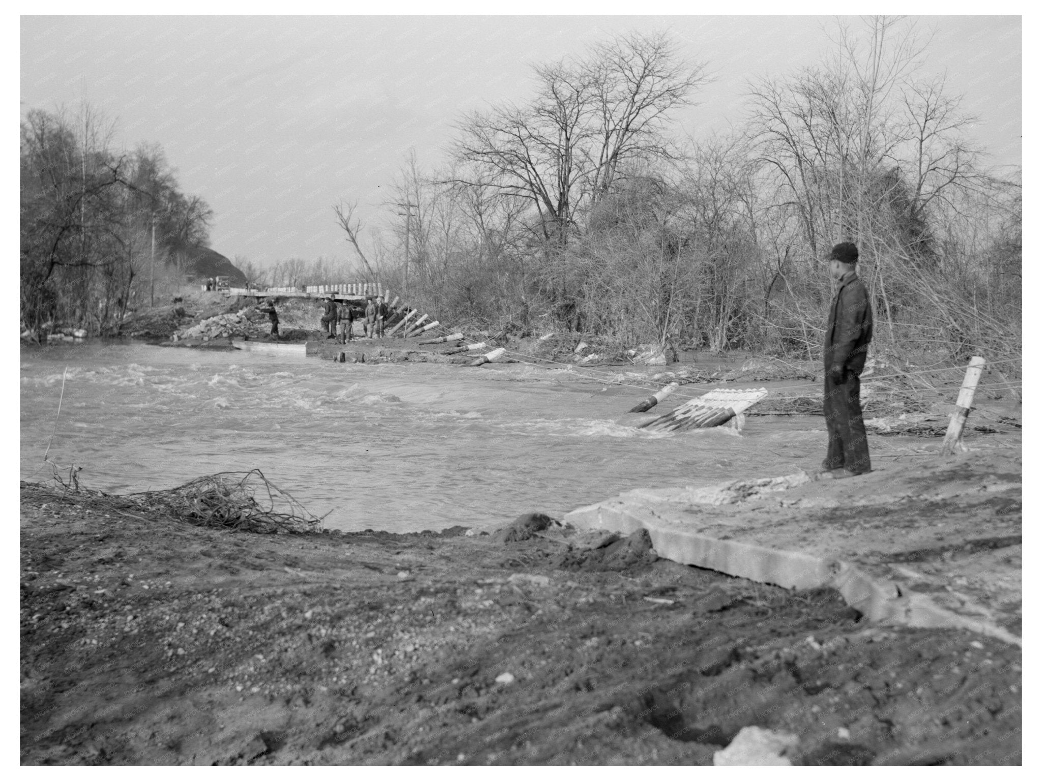 1937 Flooding of Highway by White River in Hazleton Indiana - Available at KNOWOL