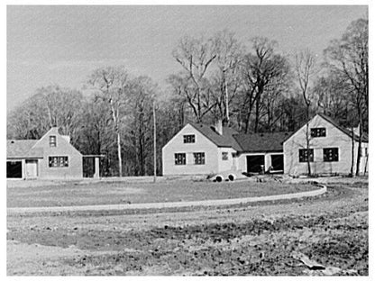 1937 Vintage Houses on Circular Road in Greenhills Ohio - Available at KNOWOL