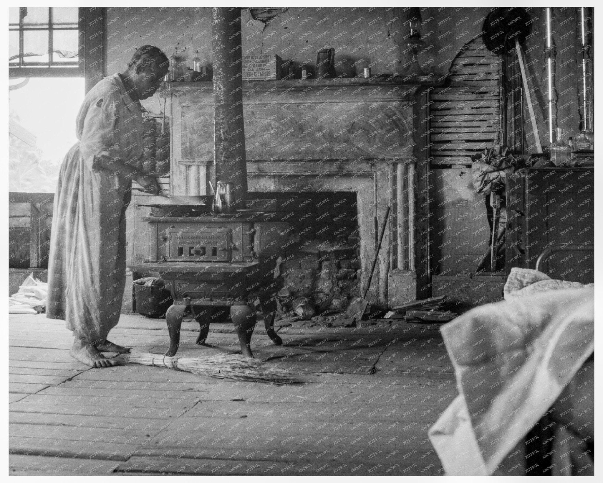1937 Vintage Photo of a Vacant Plantation House Interior - Available at KNOWOL