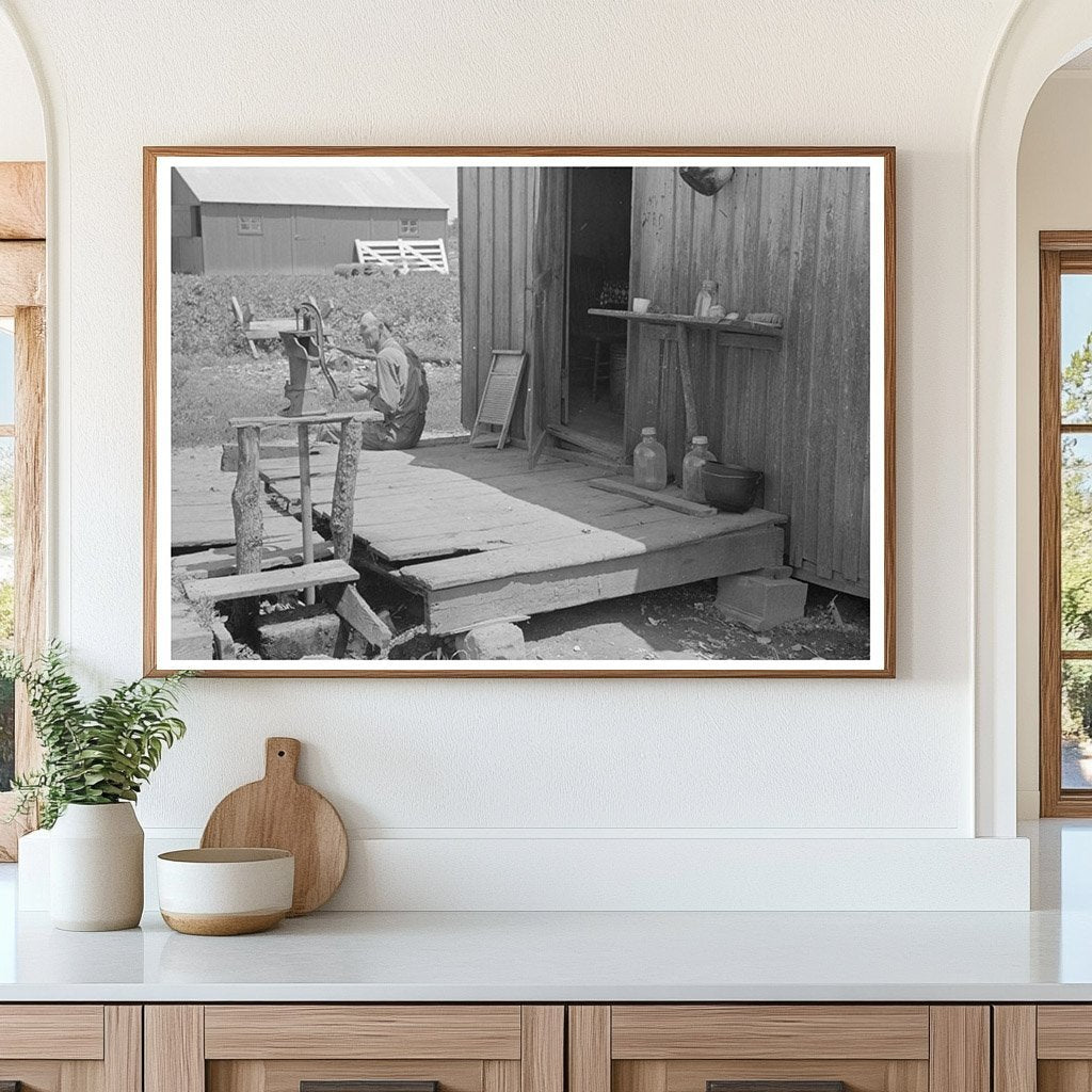 1938 Image of Sharecropper on Porch in Missouri - Available at KNOWOL