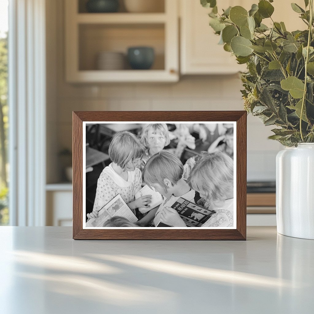 1938 Schoolchildren at Southeast Missouri Farms Image - Available at KNOWOL