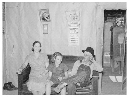 1938 Sharecroppers Family in Missouri Shack Home - Available at KNOWOL