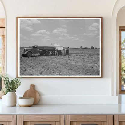 1938 Southeast Missouri Farms Project Barn Construction Image - Available at KNOWOL