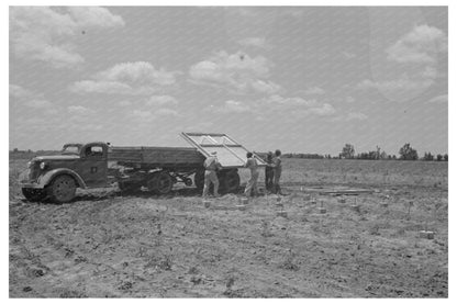 1938 Southeast Missouri Farms Project Barn Construction Image - Available at KNOWOL