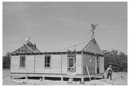 1938 Southeast Missouri House Construction with Gin Pole - Available at KNOWOL