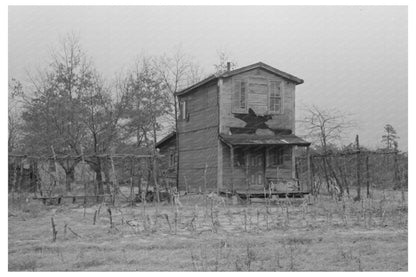 1938 Vintage New Jersey Farmhouse in Pine Area - Available at KNOWOL