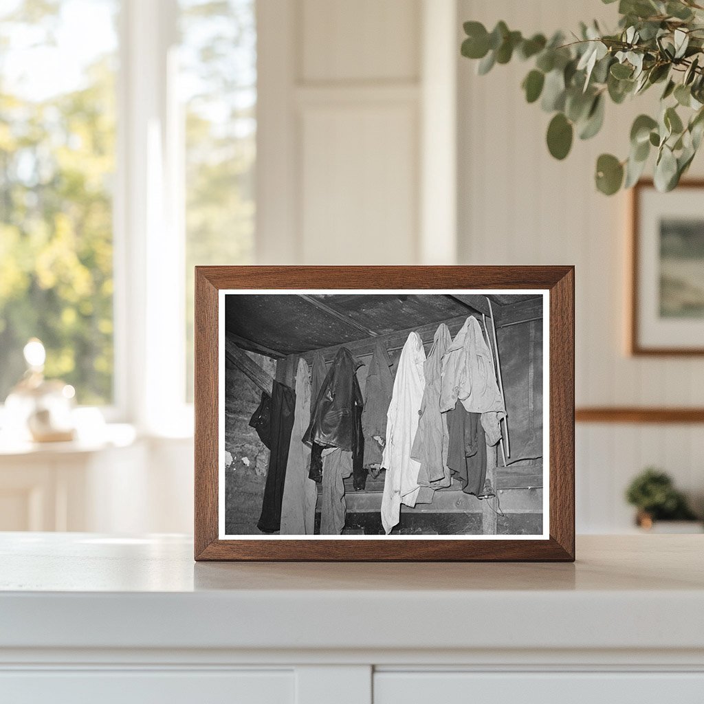 1939 African American Sharecroppers Family in Texas - Available at KNOWOL