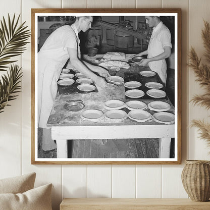 1939 Bakery Pie Crust Making in San Angelo Texas - Available at KNOWOL